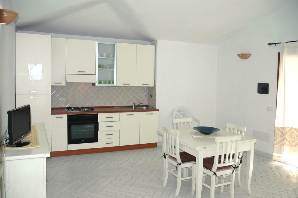 Holiday Homes Stella Marina San Teodoro  Room photo